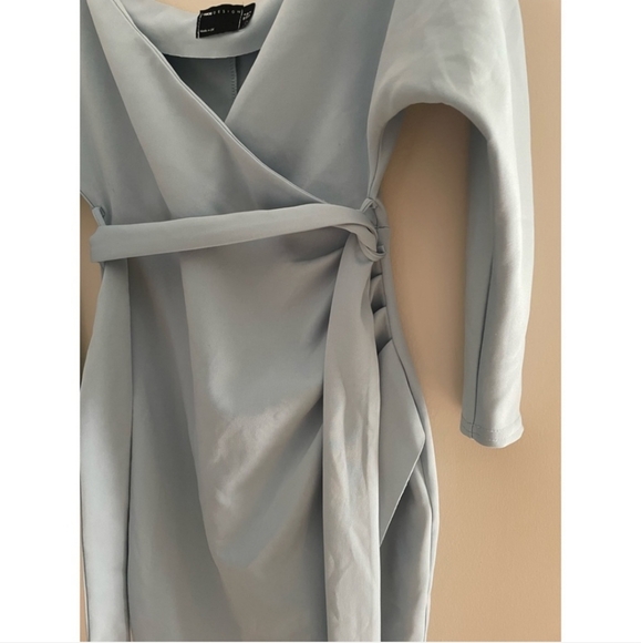 Asos DESIGN wrap tie dusty light blue midi dress - Picture 7 of 9